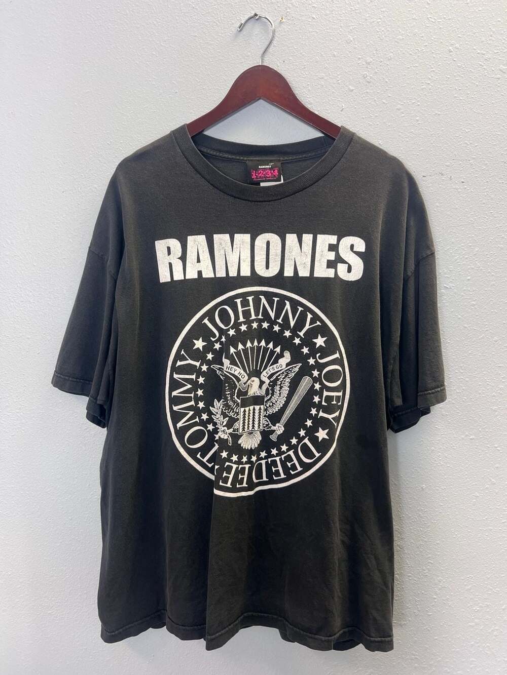 Vintage Ramones Band T Shirt 2XL Black Presidential Seal Logo Punk 1-2-3-4 0659